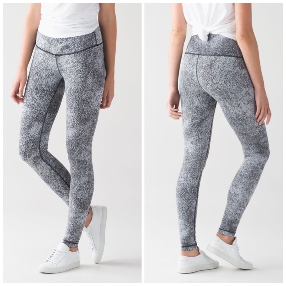 LULULEMON WUNDER UNDER HI-RISE LEGGING SIZE 6